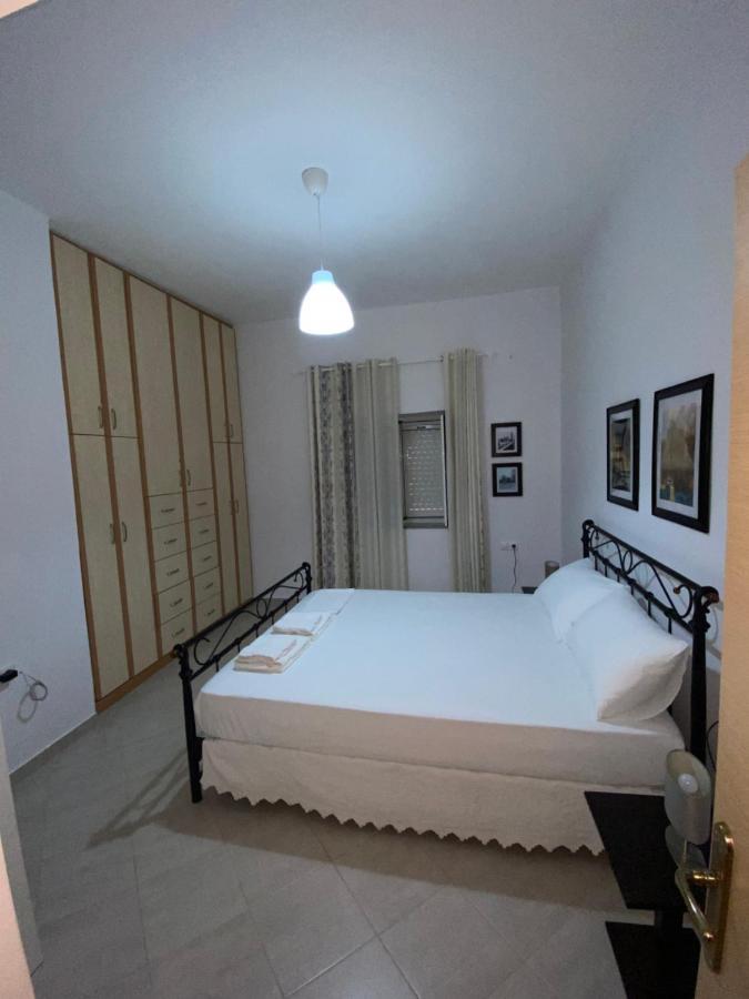 Lr Apartments Sarandë Exterior foto
