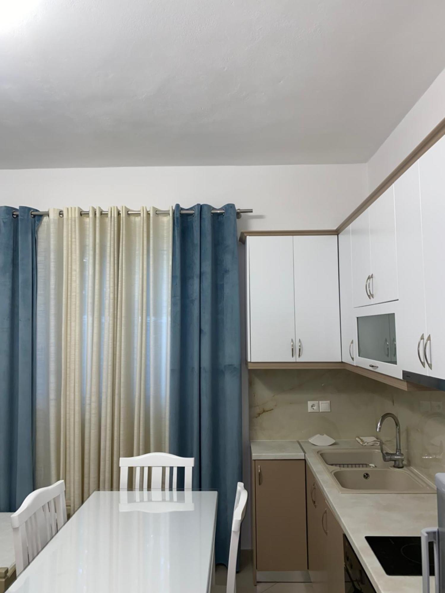 Lr Apartments Sarandë Exterior foto